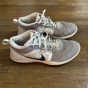 Nike Men’s Training Sneakers Size 11